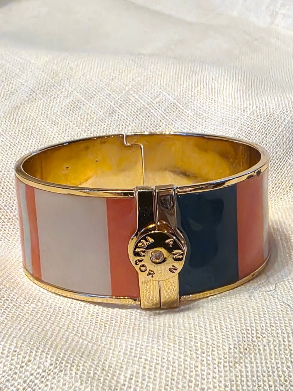 enameled bracelet with hinged closure